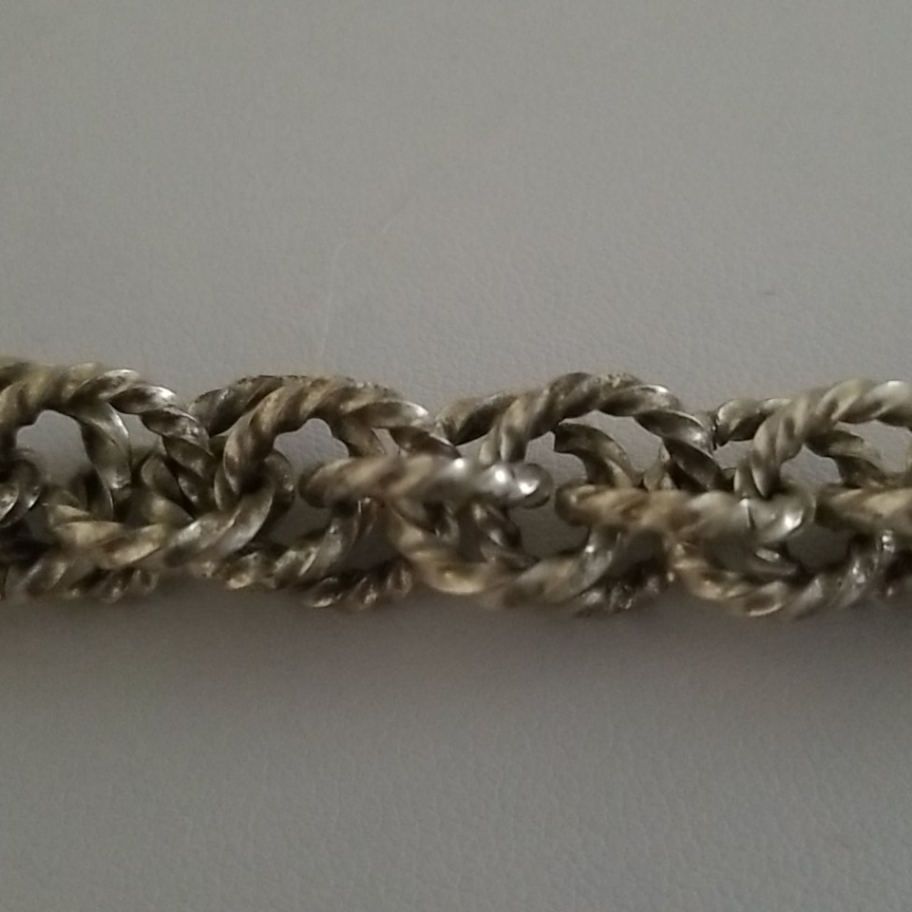 Silvertone Chain MailBracelet - Picture 2 of 4